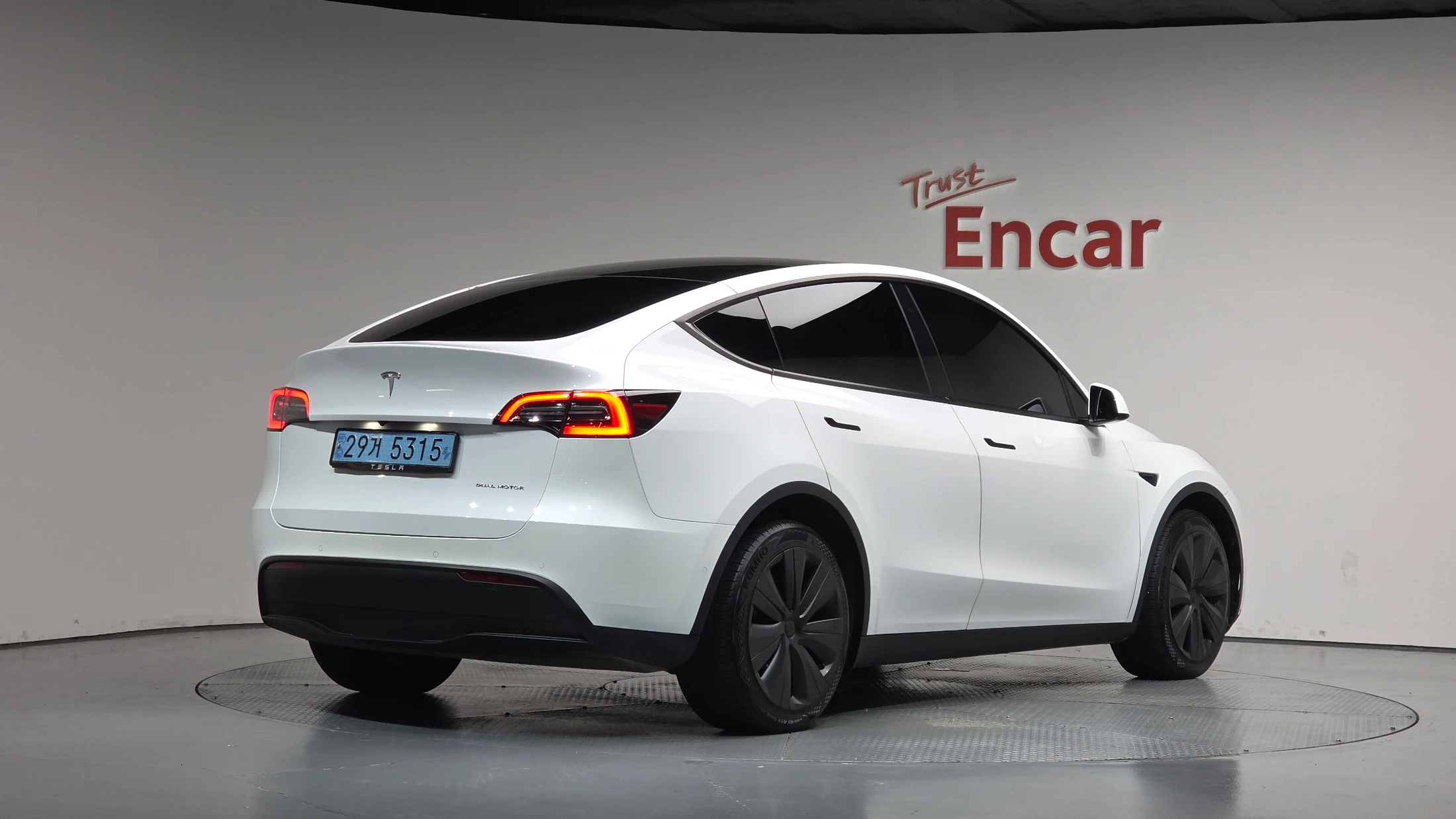 Tesla Model Y, 2022 — фото 2