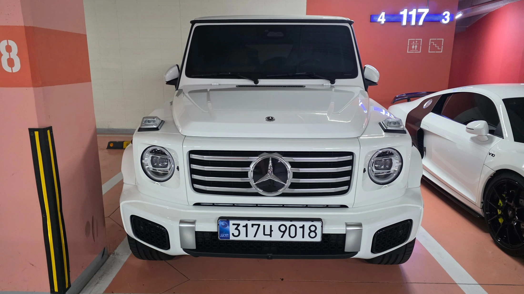 Mercedes-Benz G-Class W465