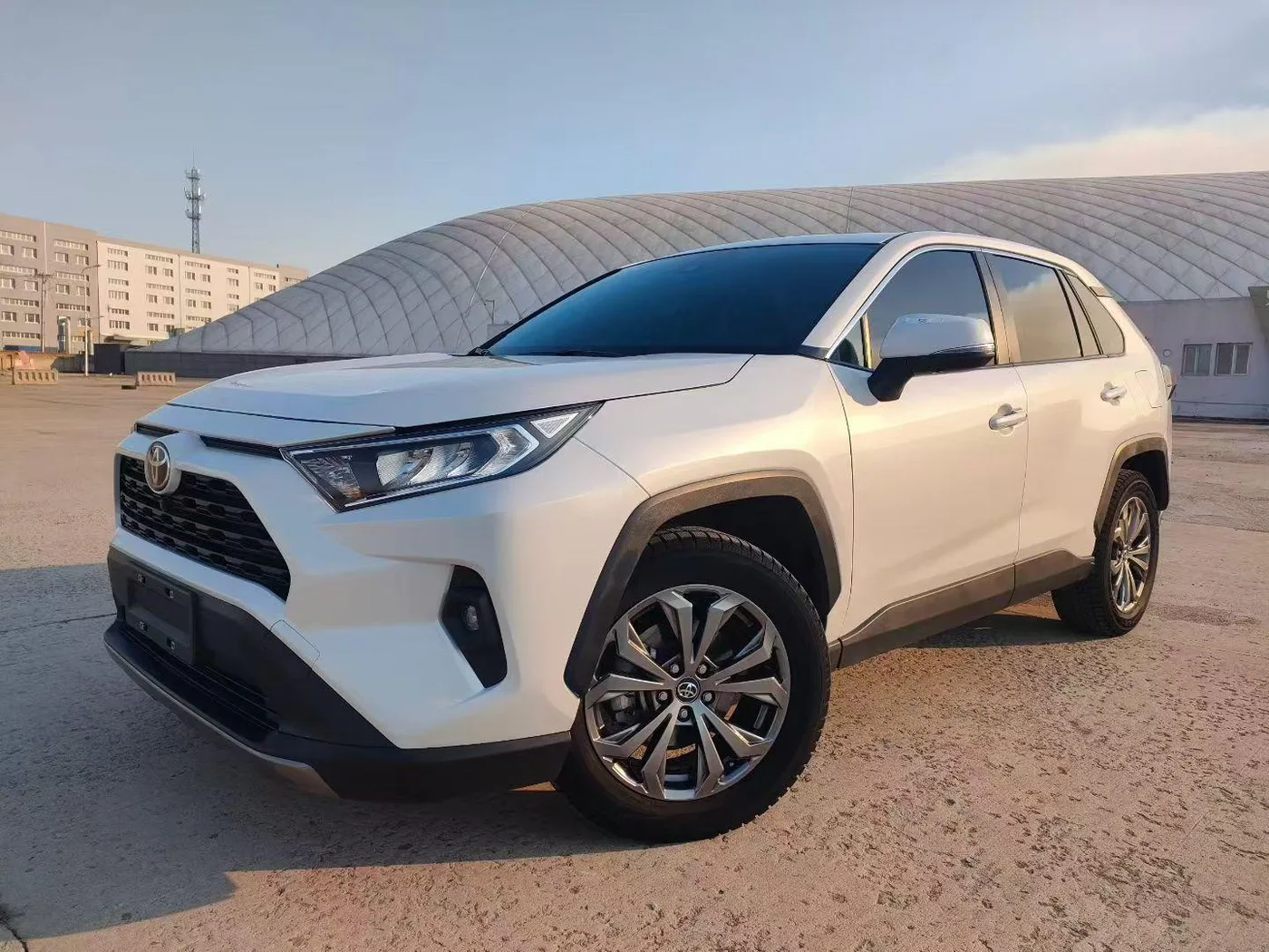 Toyota RAV4 Rongfang