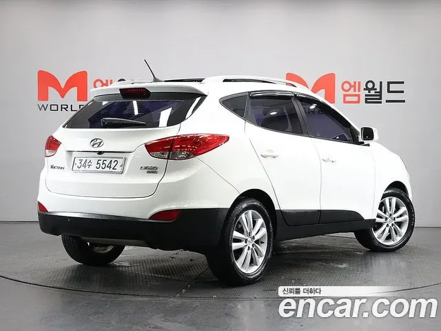 Hyundai Tucson ix, 2012 — фото 3