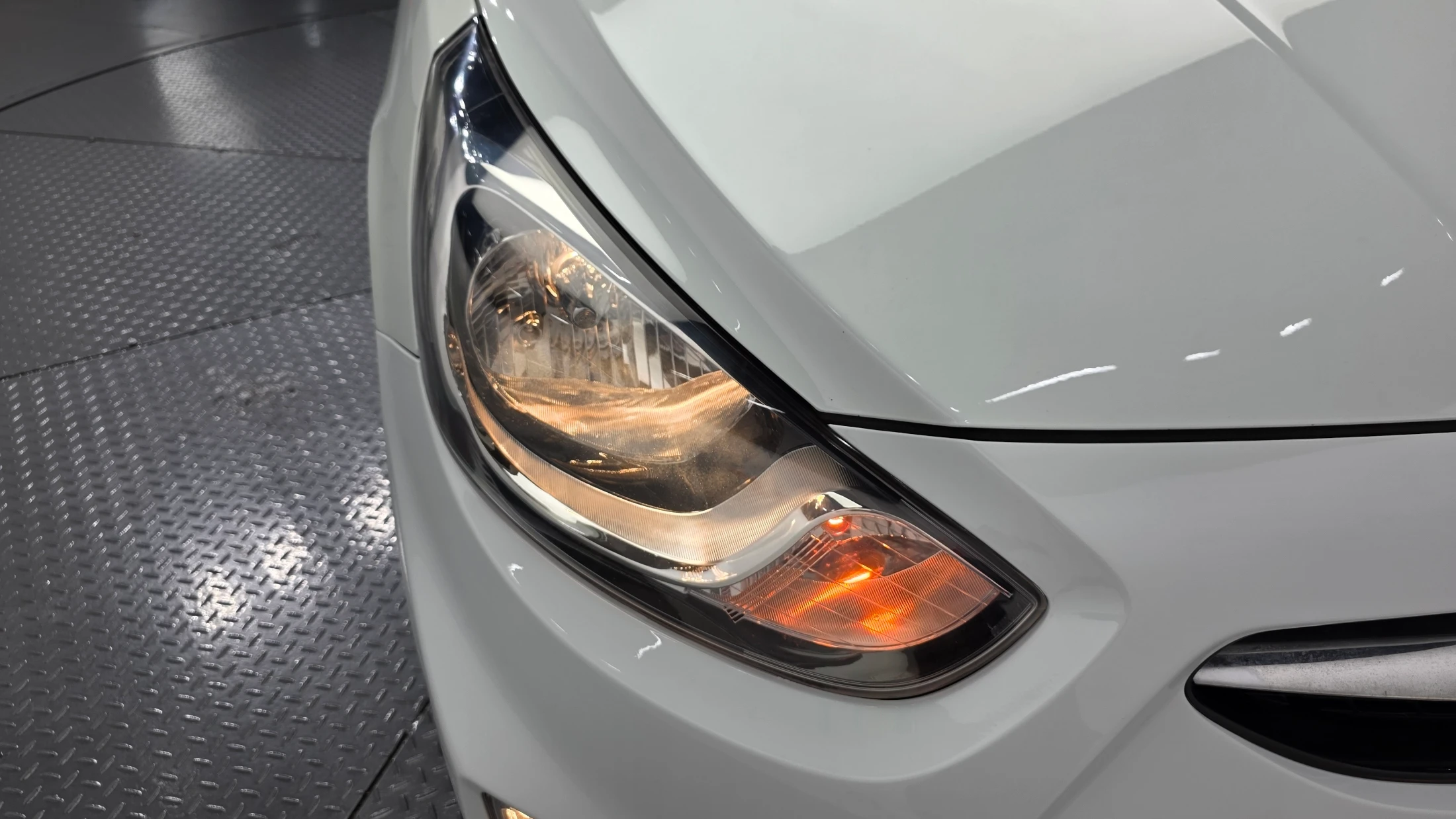 Hyundai Accent, 2012 — фото 23