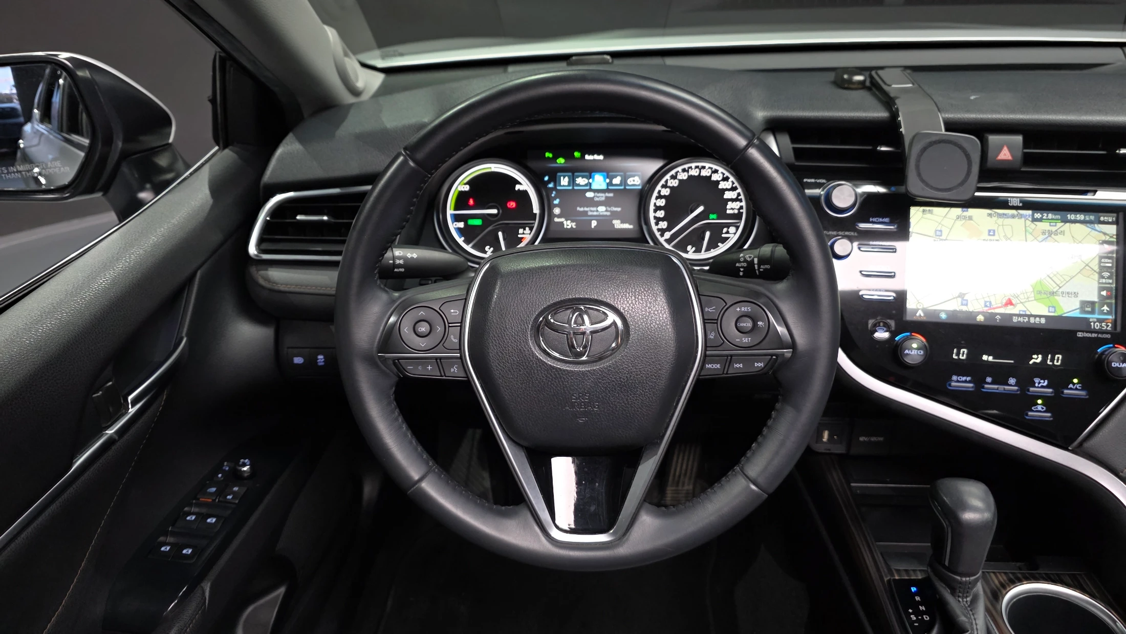 Toyota Camry xv70, 2017 — фото 13
