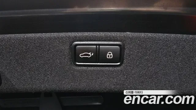 Genesis G80, 2017 — фото 17