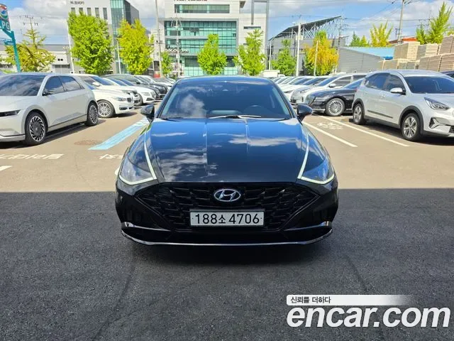 Hyundai Sonata DN8