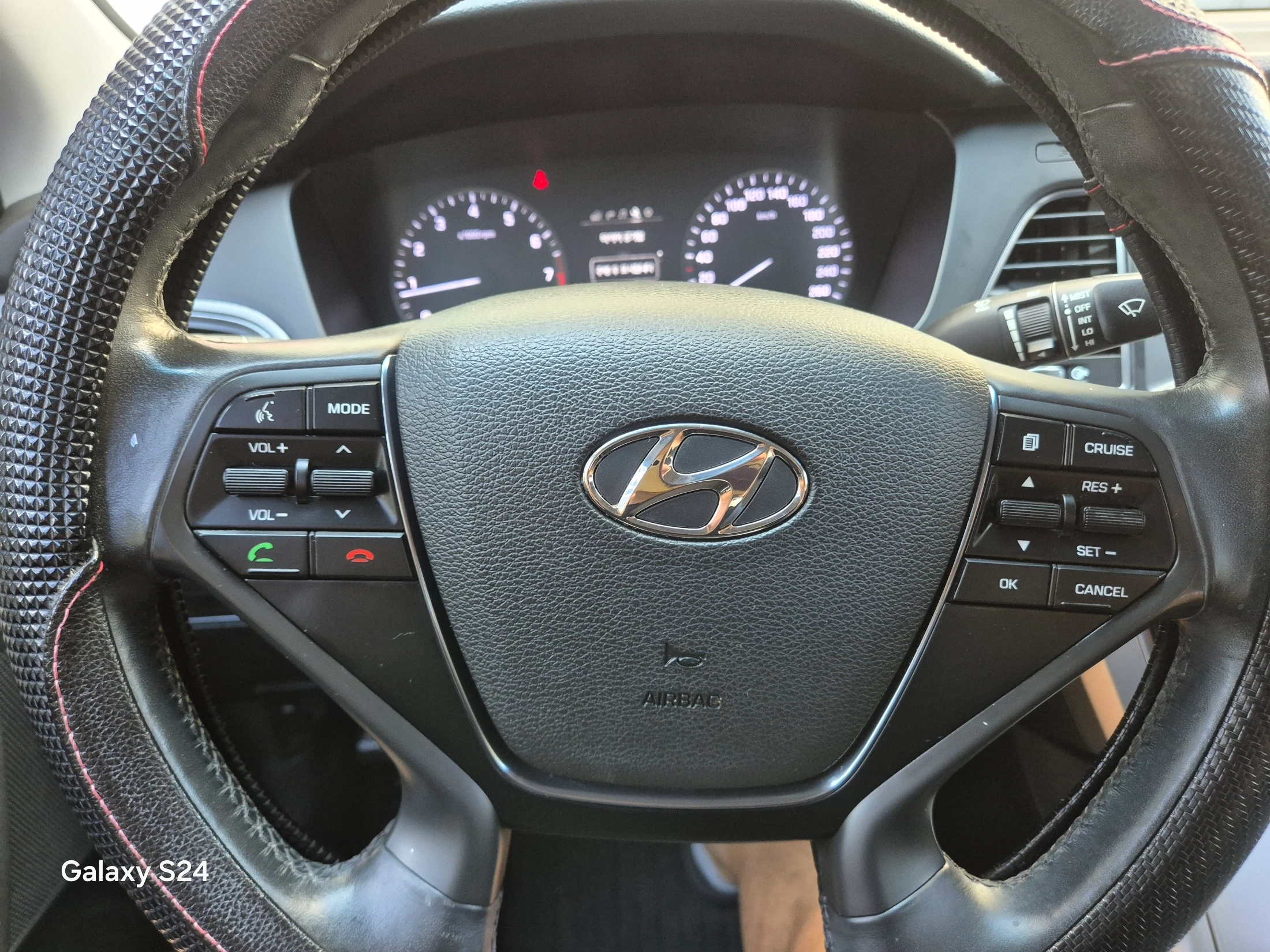 Hyundai Sonata LF Sonata, 2014 — фото 17