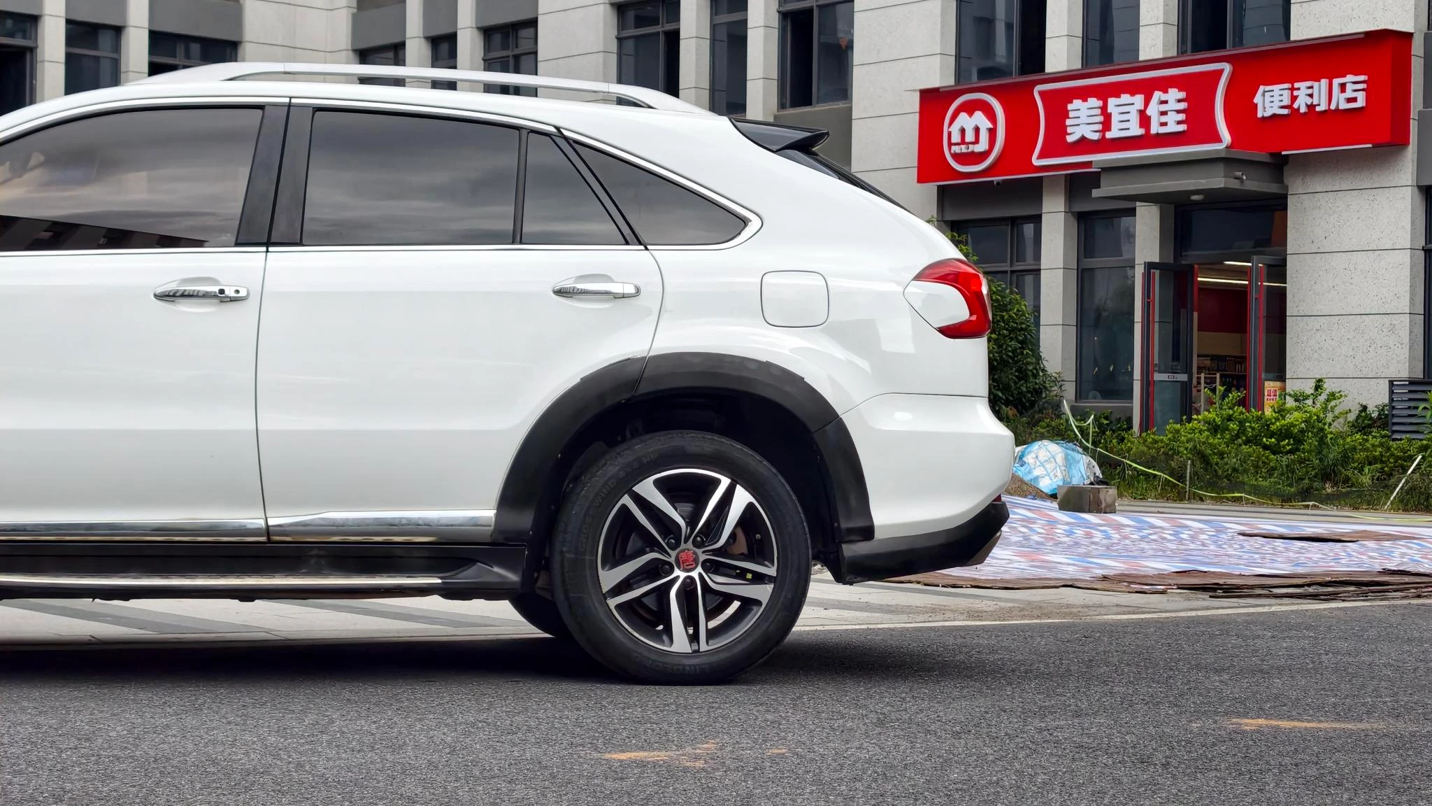 BYD Tang DM, 2015 — фото 11