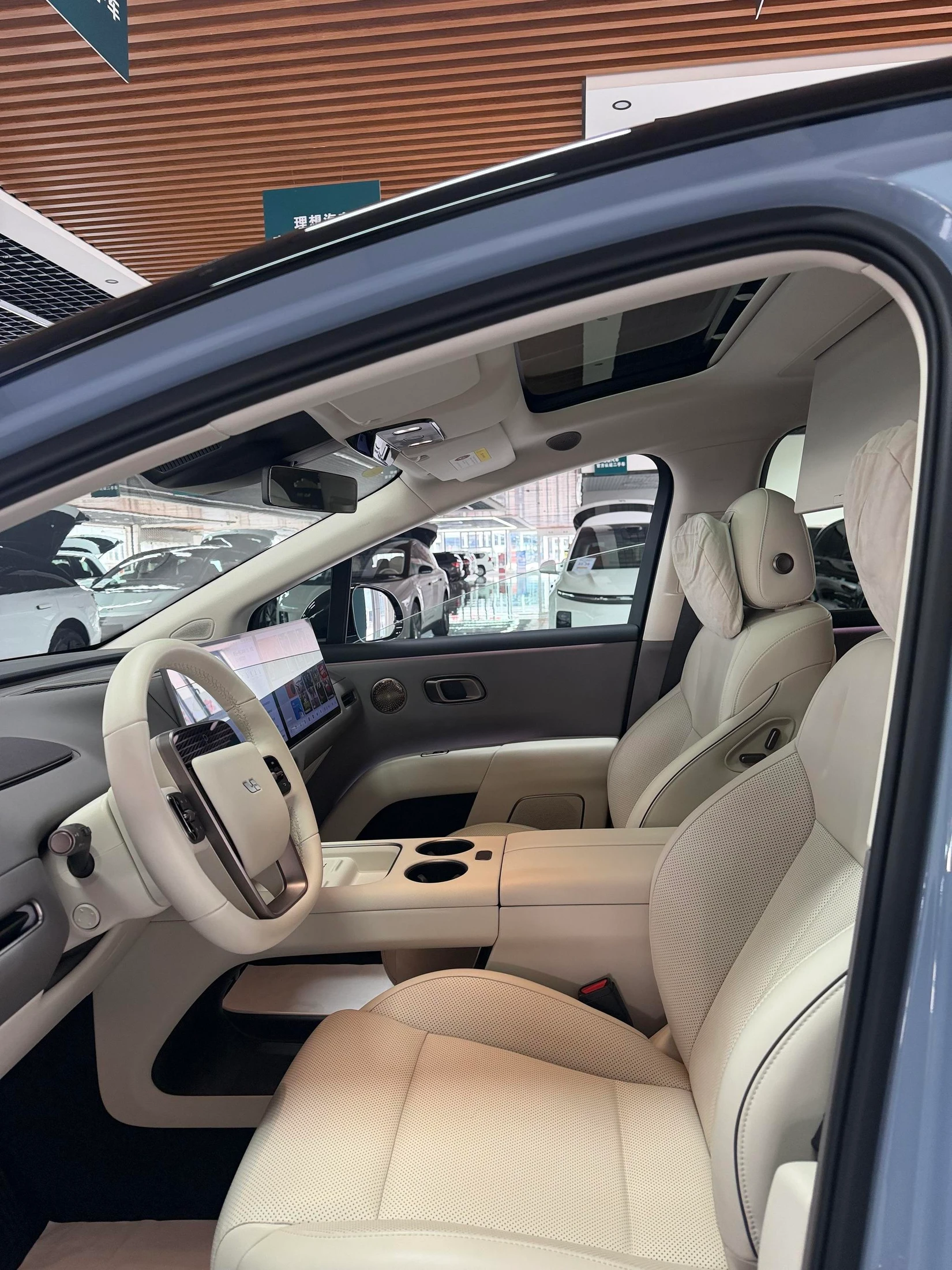 Li Auto ideal i8, 2025 — фото 5