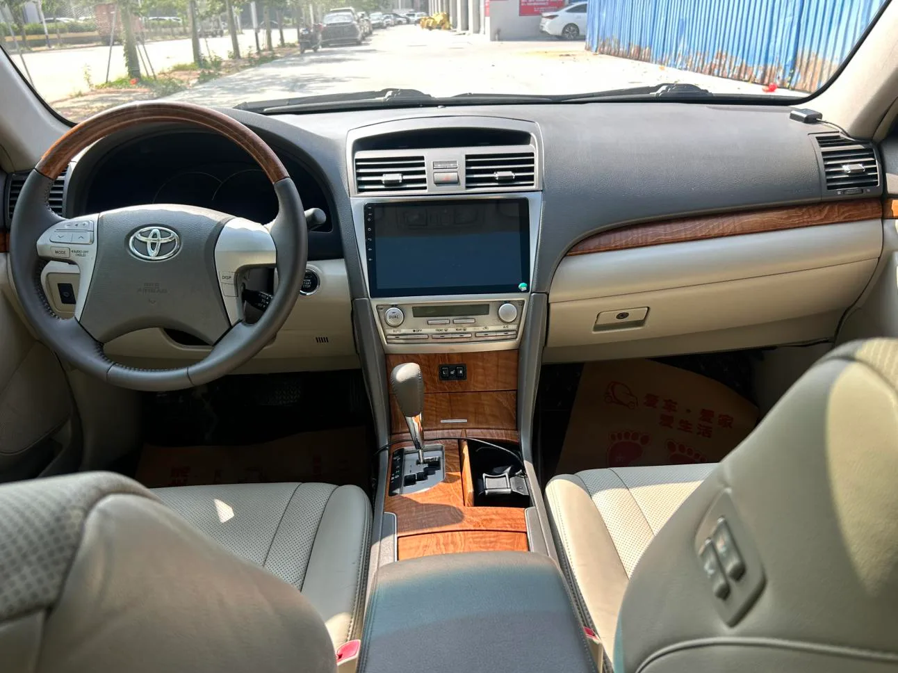 Toyota Camry, 2010 — фото 10