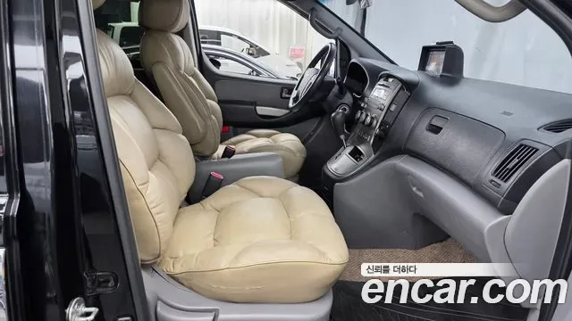 Hyundai Starex Grand Starex, 2012 — фото 11