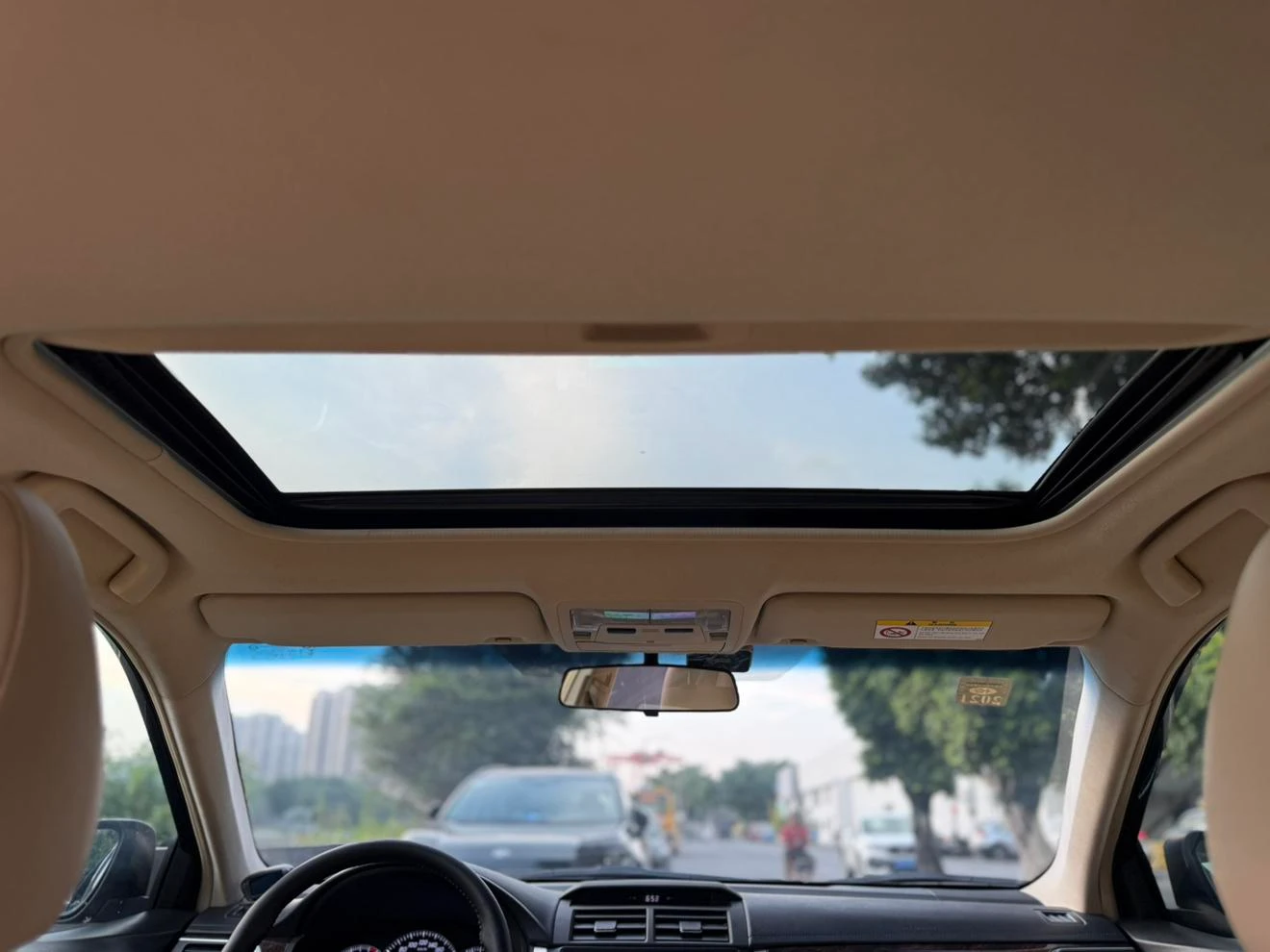 Toyota Camry, 2015 — фото 16