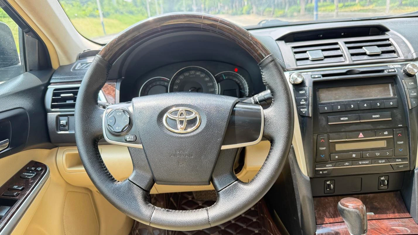 Toyota Camry, 2015 — фото 12