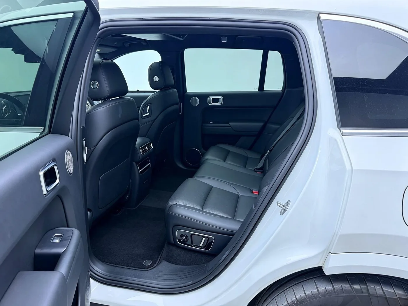 Li Auto Ideal L7, 2023 — фото 13