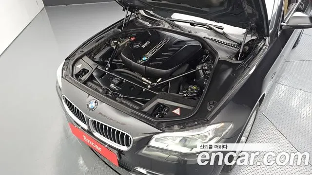 BMW 5-Series F10, 2014 — фото 6