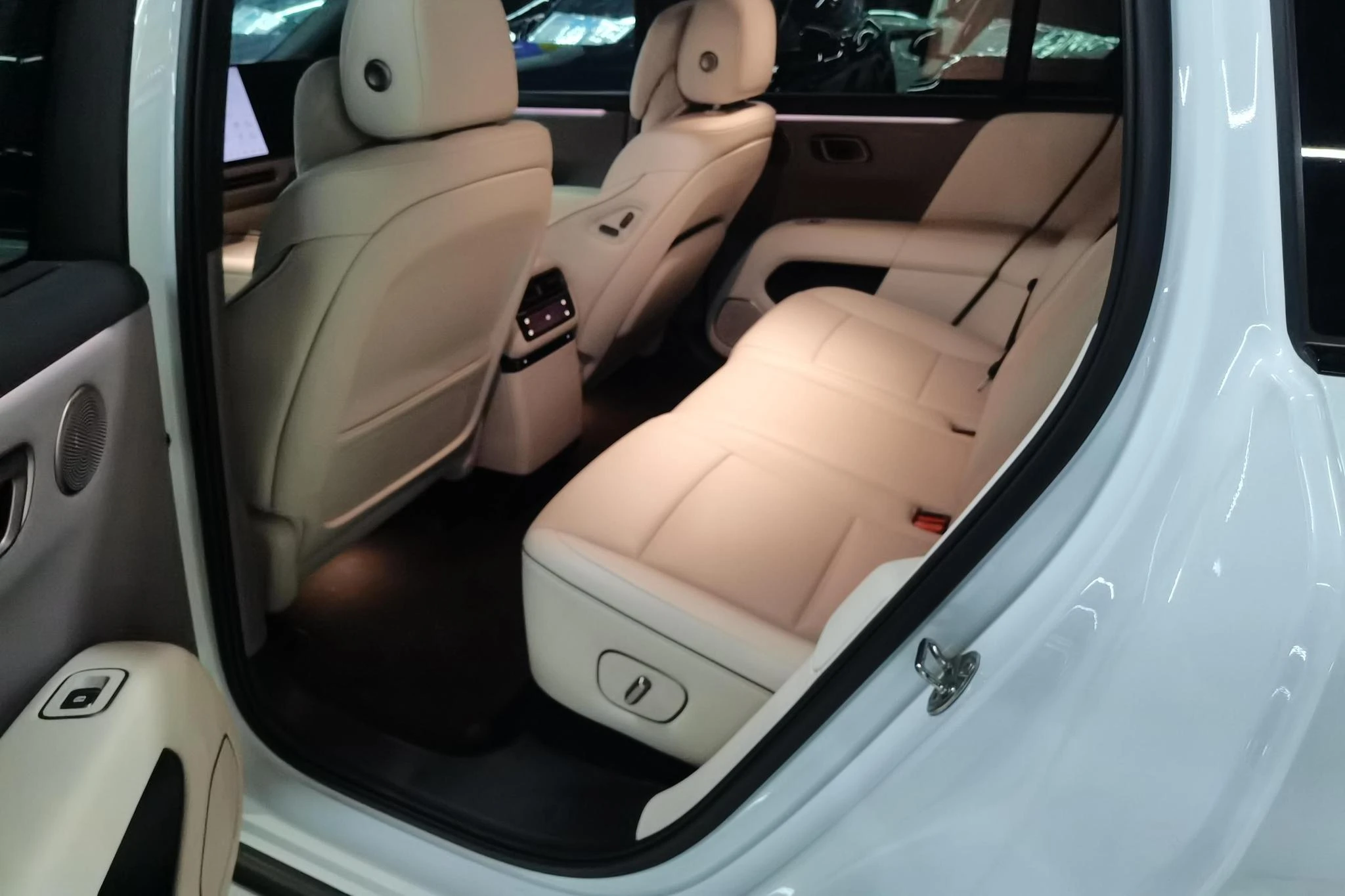 Li Auto ideal i6, 2025 — фото 13