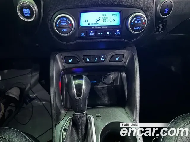 Hyundai Tucson ix, 2013 — фото 10