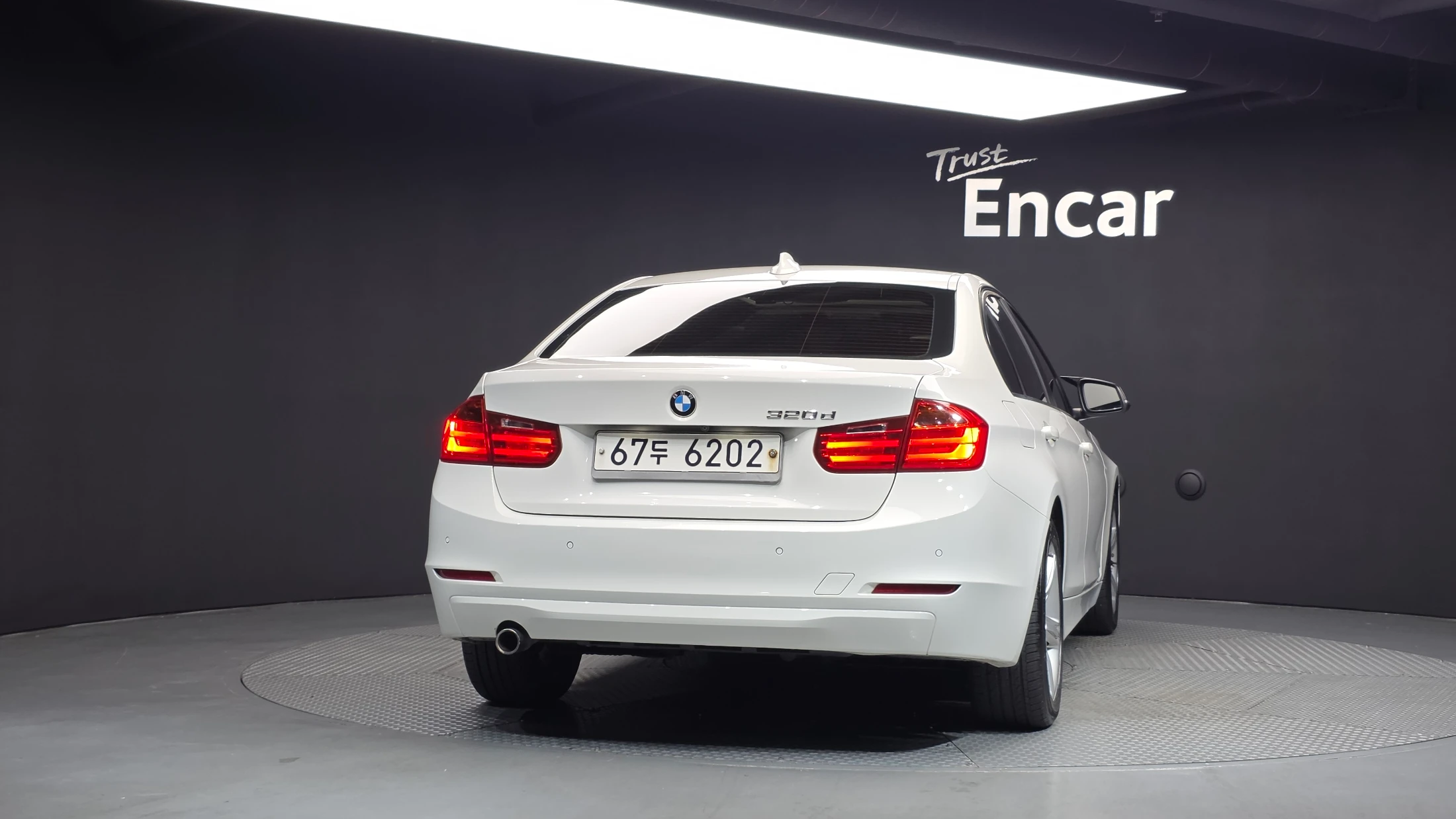 BMW 3-Series F30, 2012 — фото 4
