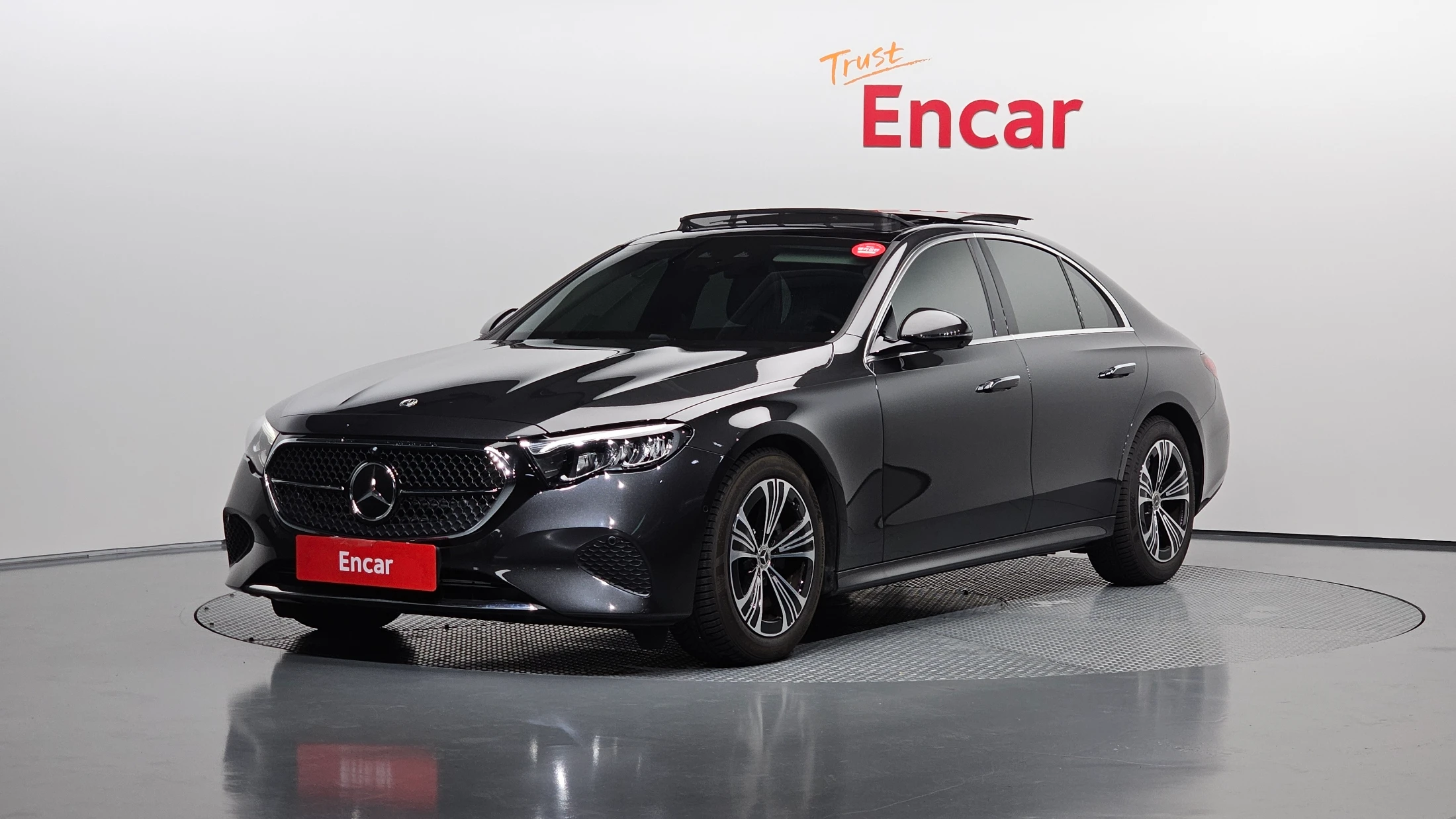 Mercedes-Benz E-Class W214