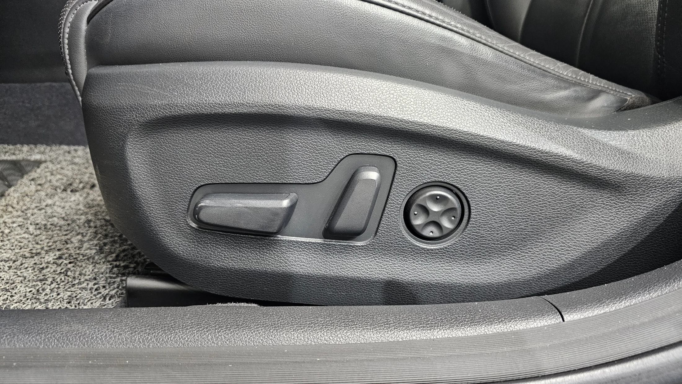Hyundai Sonata LF Sonata, 2014 — фото 30