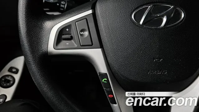 Hyundai Accent, 2012 — фото 19