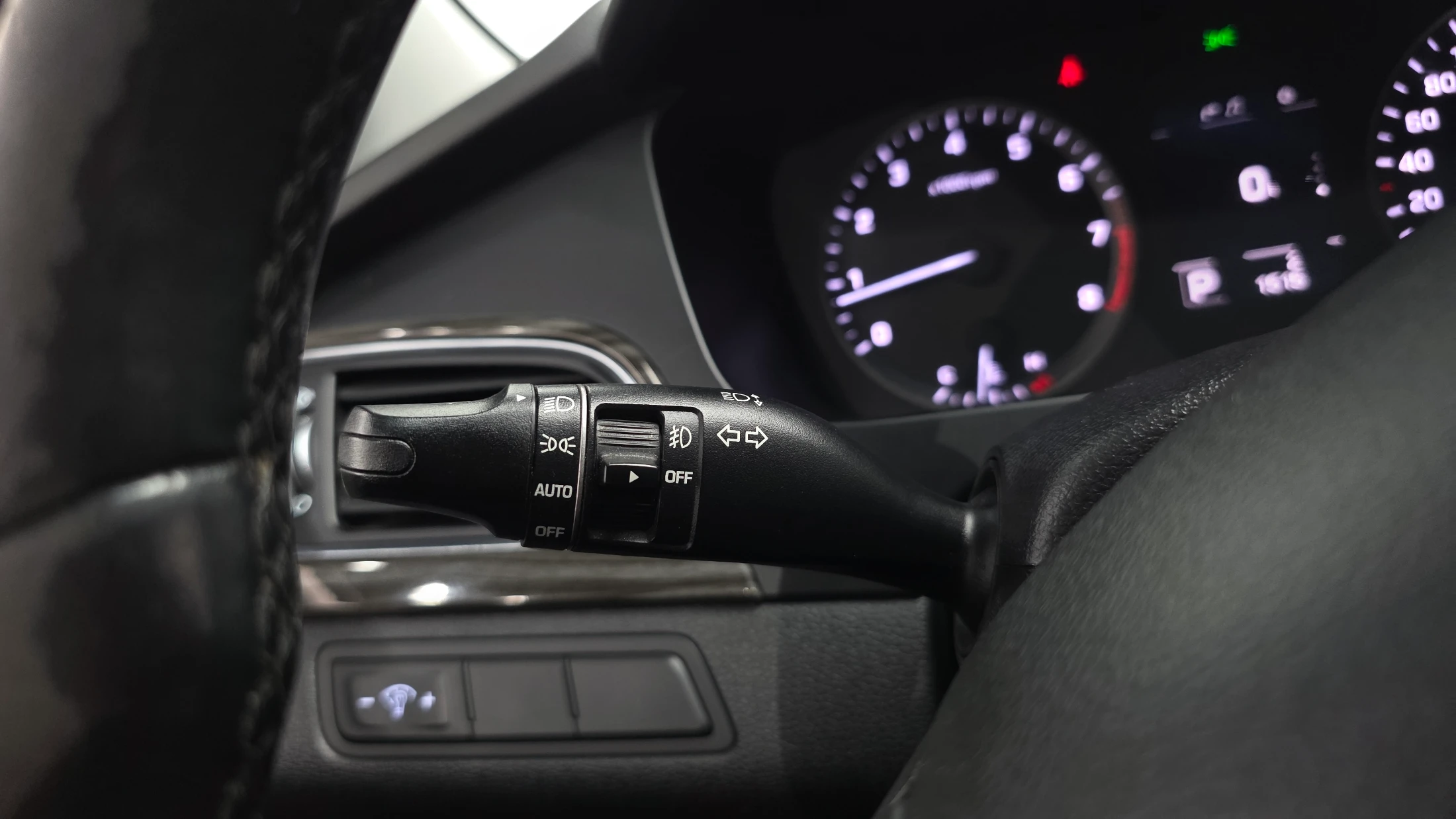 Hyundai Sonata LF Sonata, 2014 — фото 17