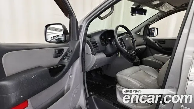 Hyundai Starex Grand Starex, 2012 — фото 10