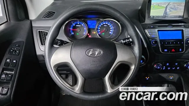 Hyundai Tucson ix, 2012 — фото 13
