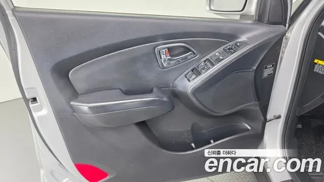 Hyundai Tucson ix, 2011 — фото 24