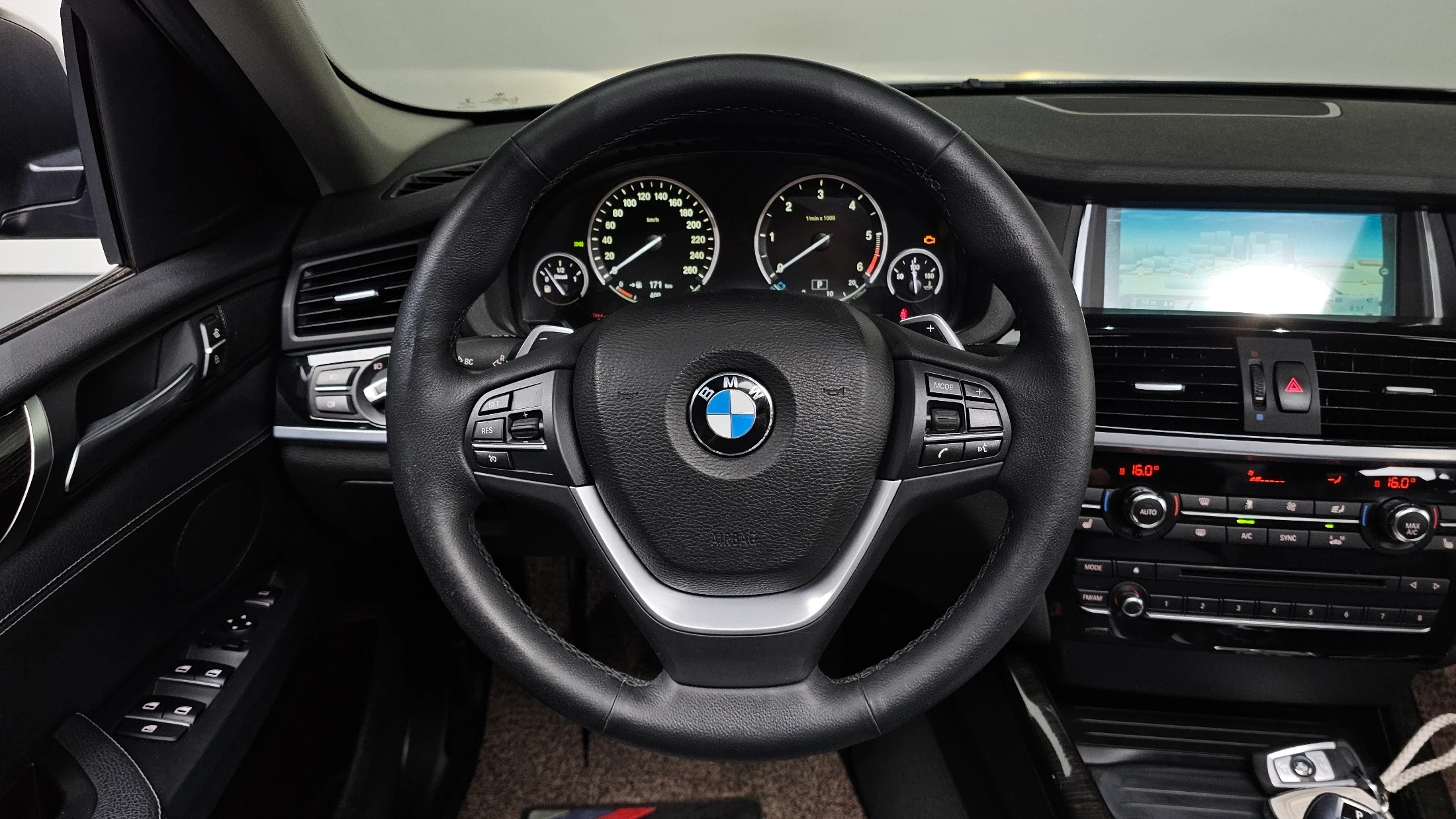 BMW X4 F26, 2014 — фото 13
