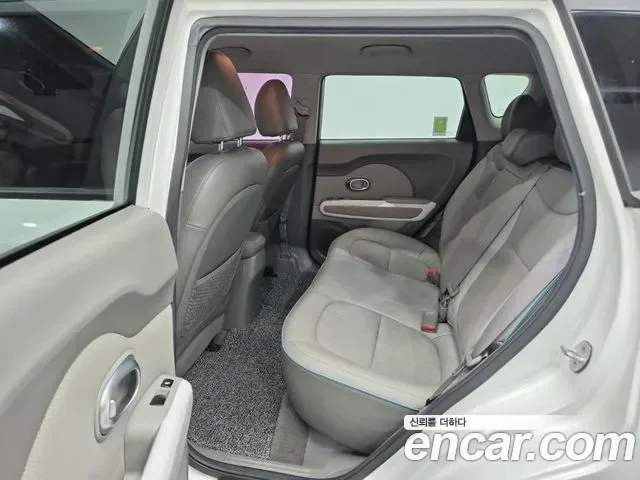 Kia Soul EV, 2016 — фото 11