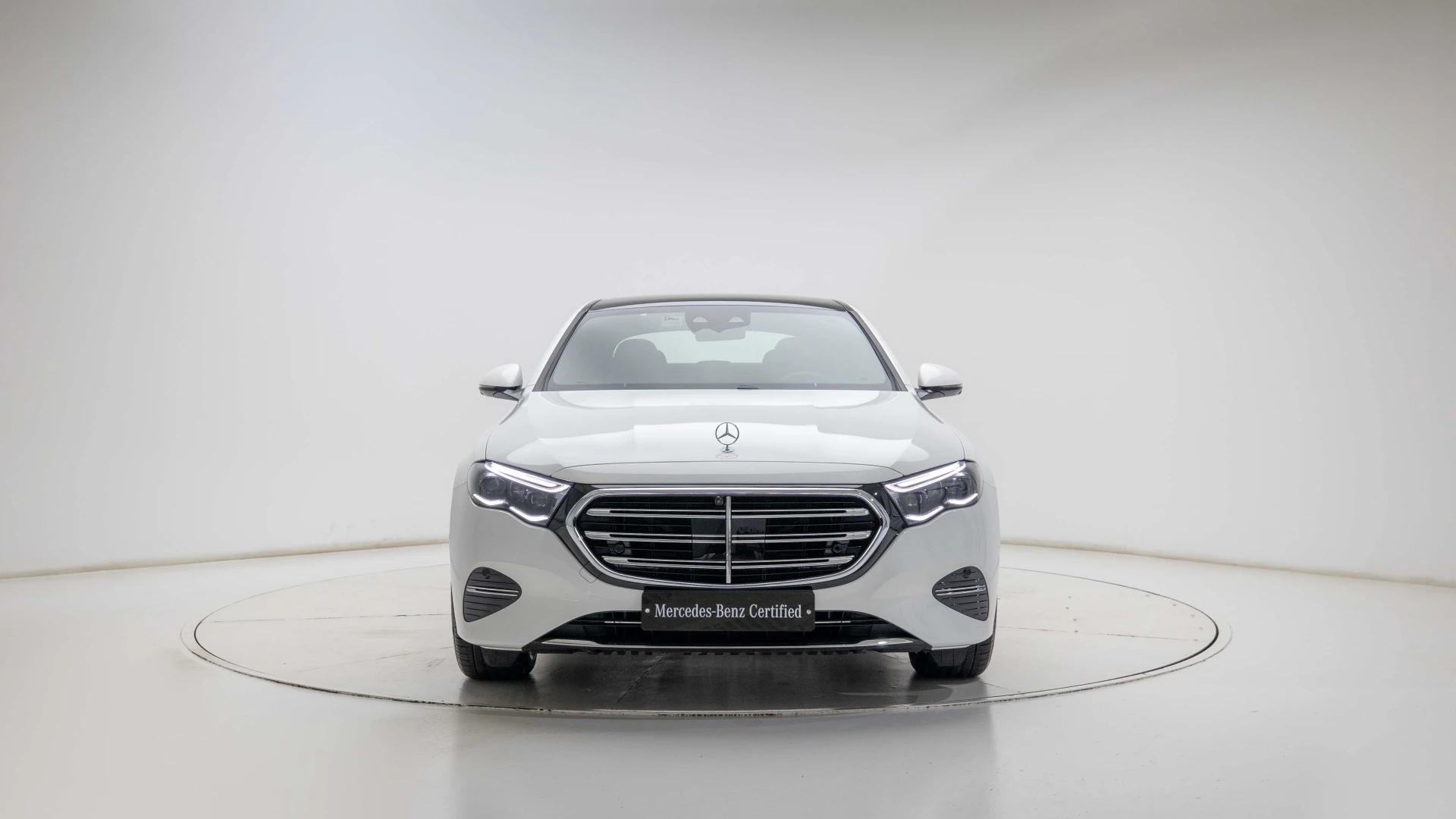 Mercedes-Benz E-Class W214, 2026 — фото 3