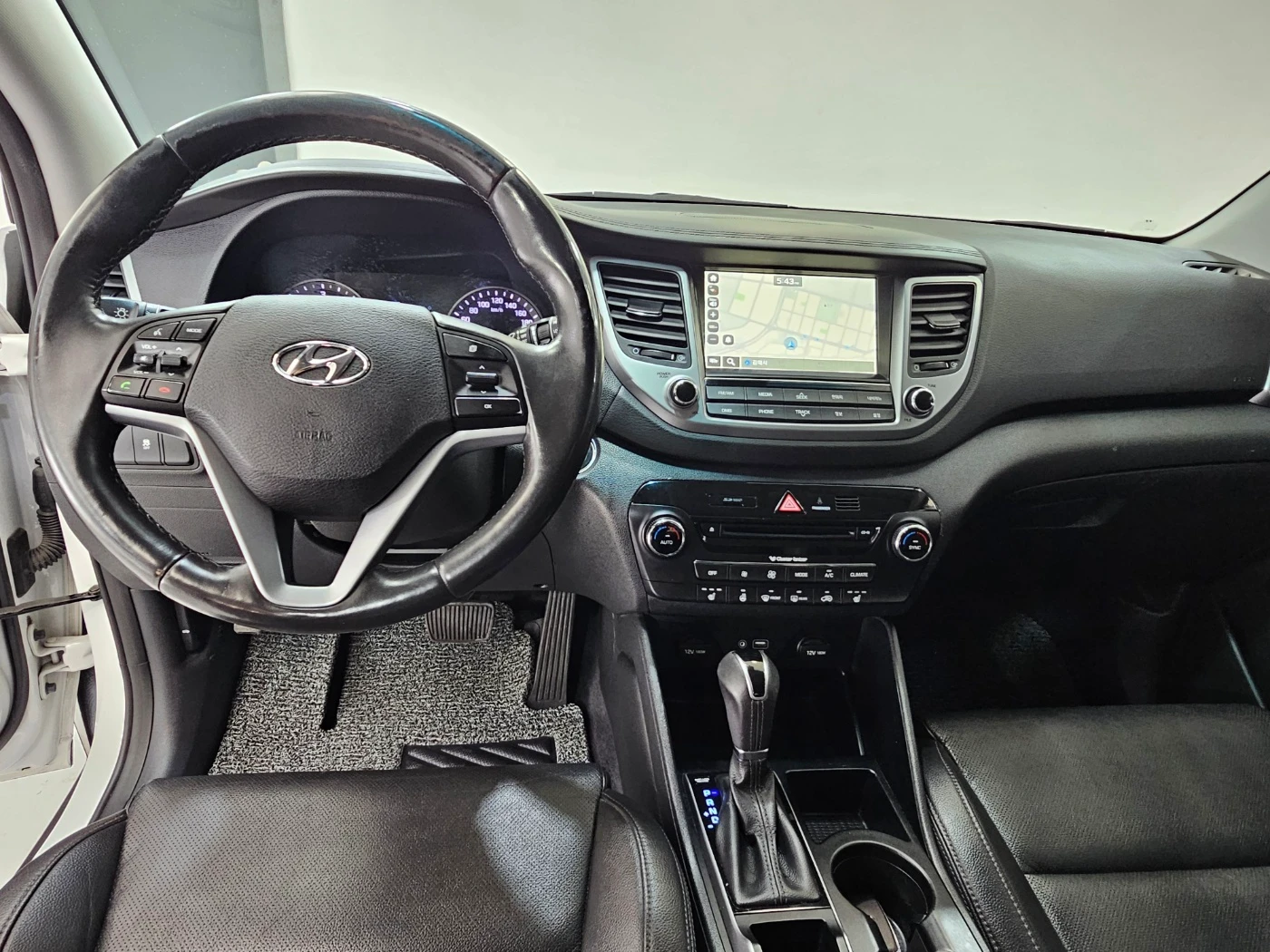 Hyundai Tucson, 2015 — фото 17
