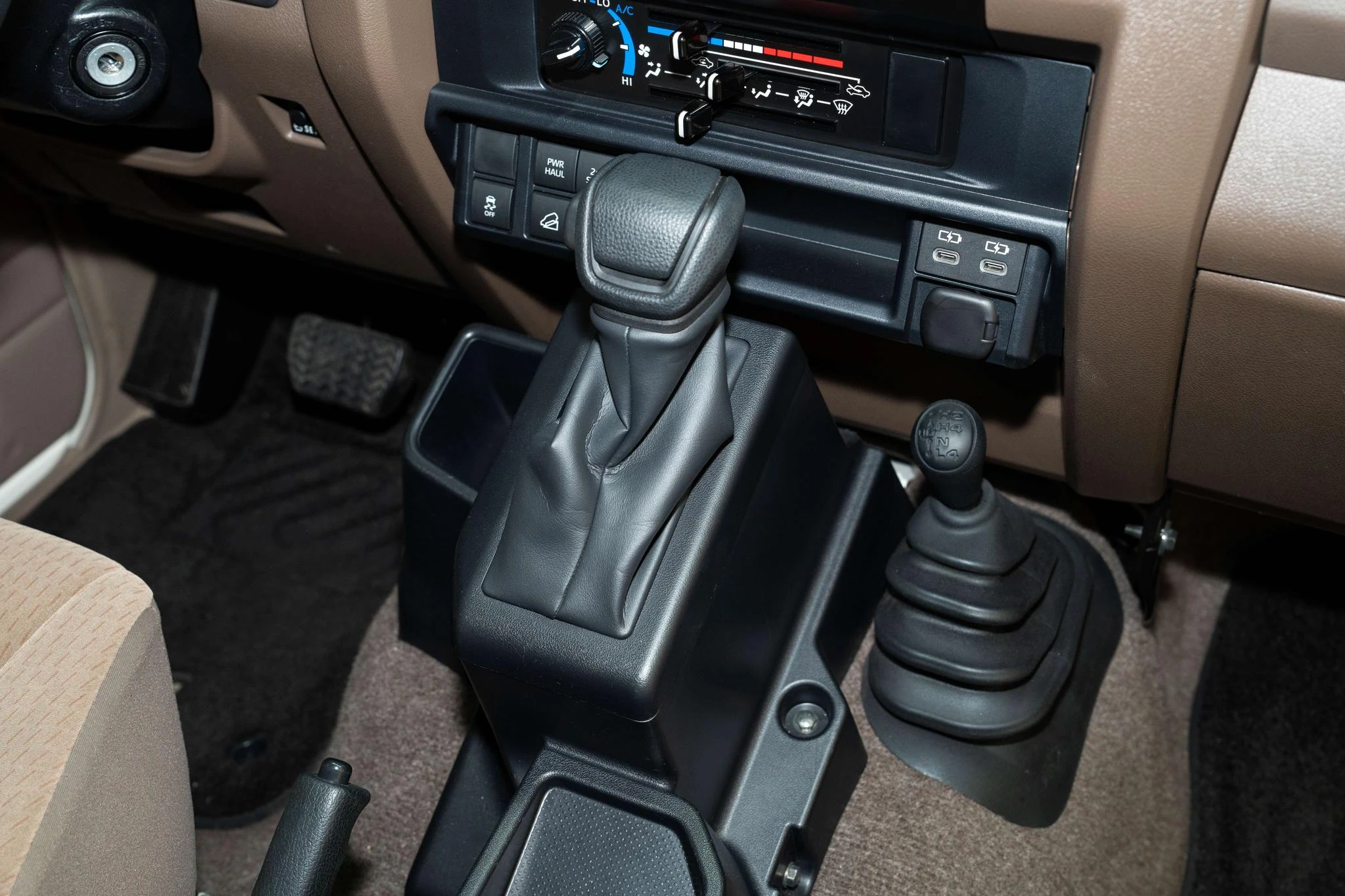 Toyota Land Cruiser 70 Series, 2025 — фото 14