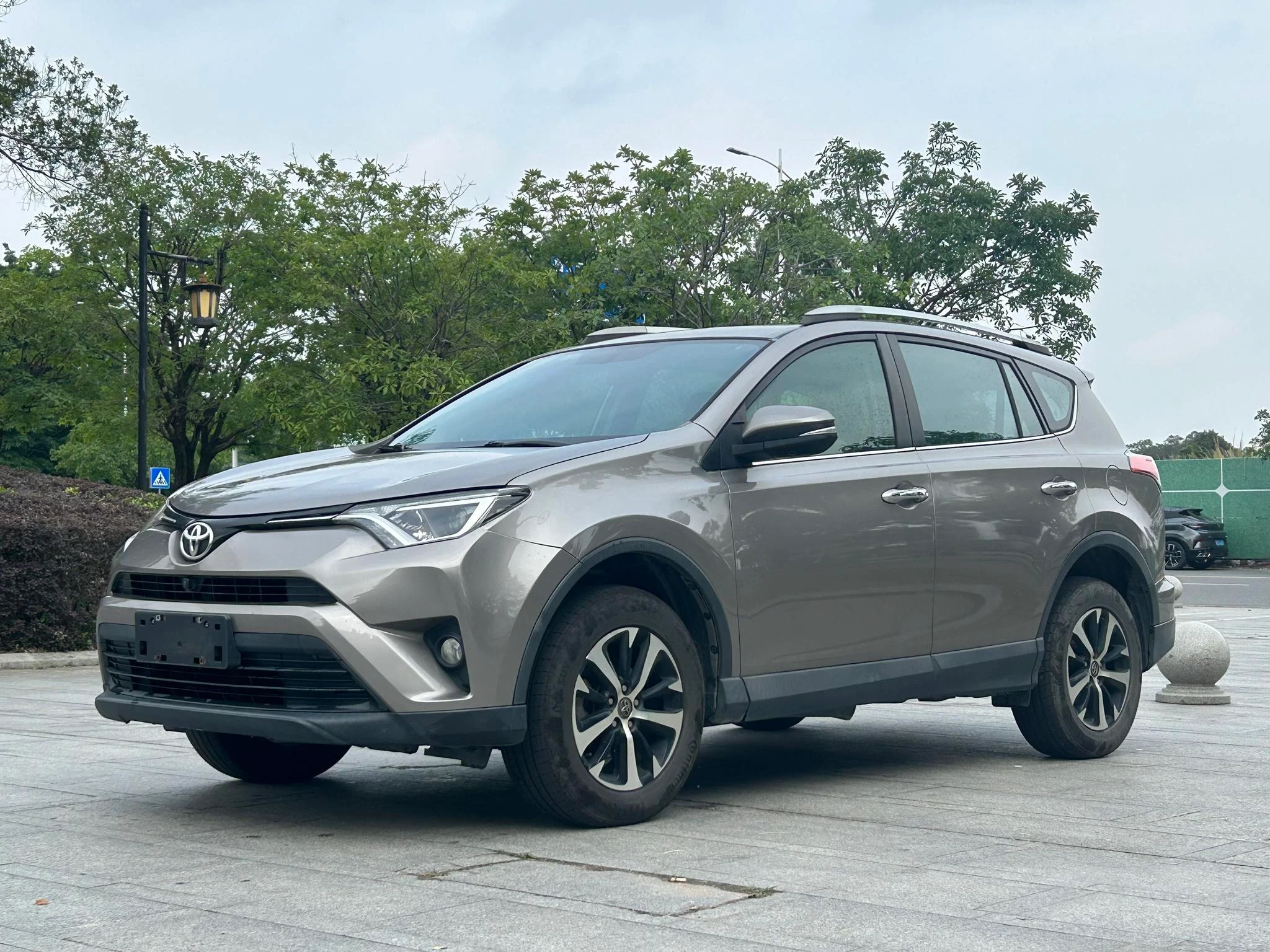Toyota RAV4 Rongfang