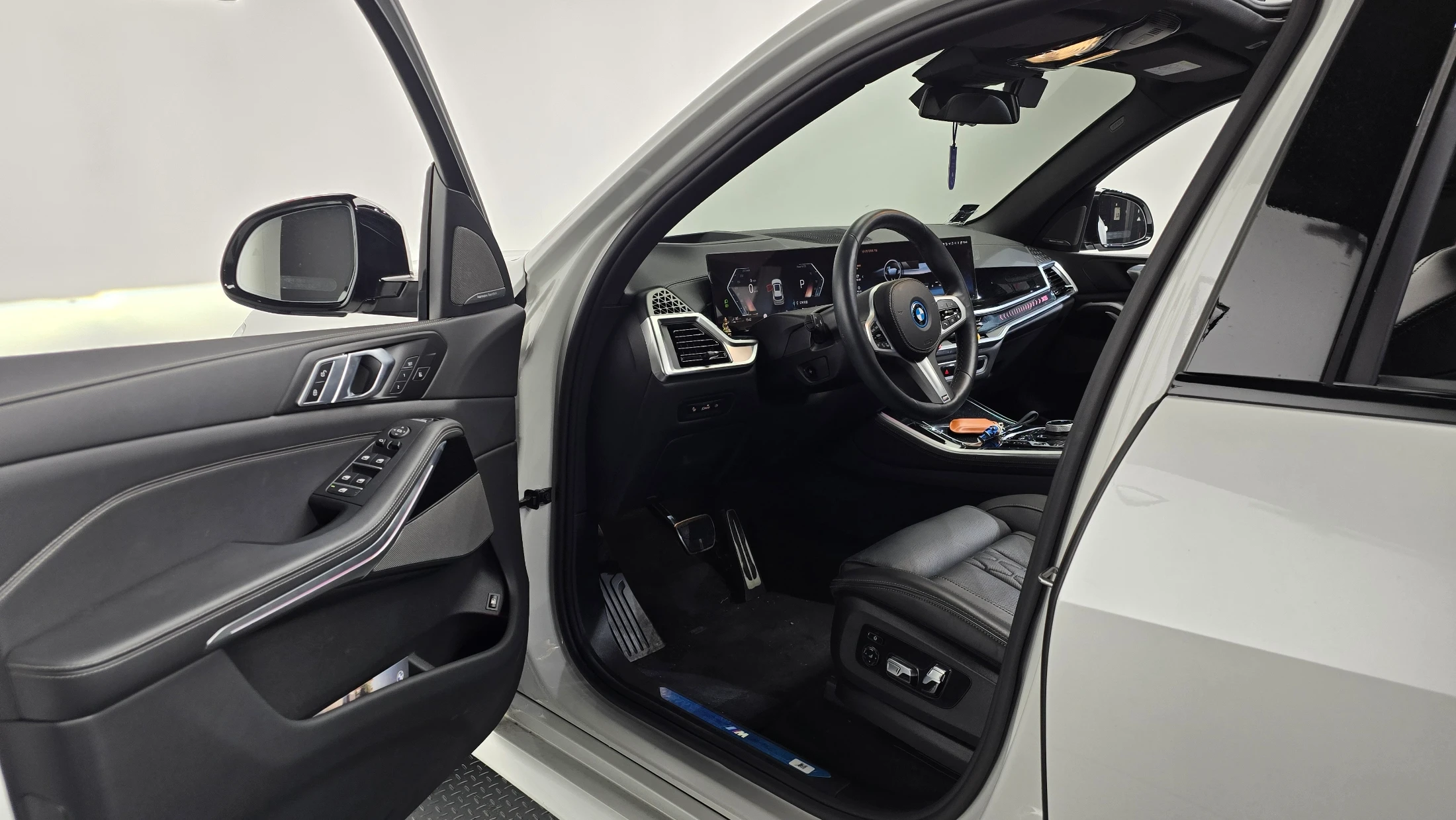 BMW X5 G05, 2025 — фото 10