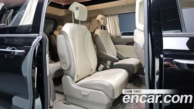 Kia Canival Carnival, 2022 — фото 11