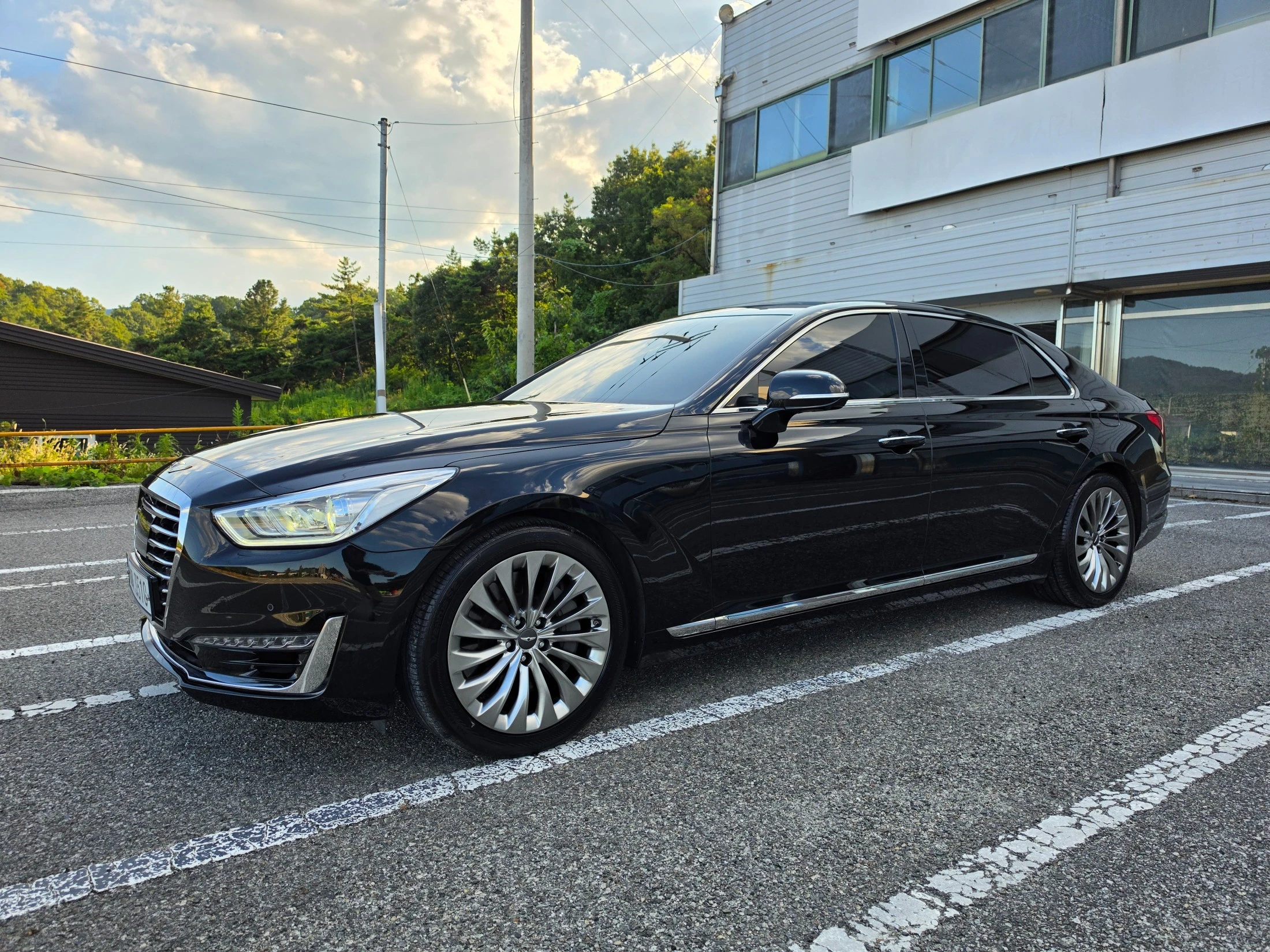 Genesis Eq900