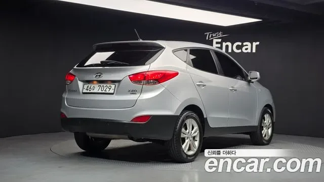 Hyundai Tucson ix, 2011 — фото 2