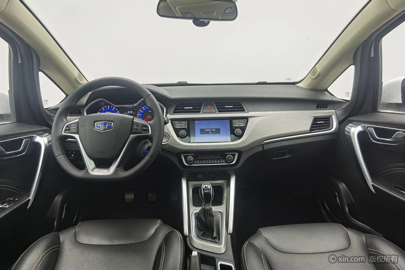 Geely Vision X3, 2017 — фото 14