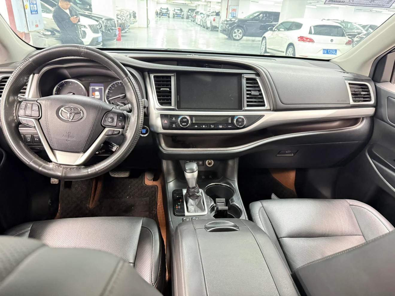Toyota Highlander, 2018 — фото 10