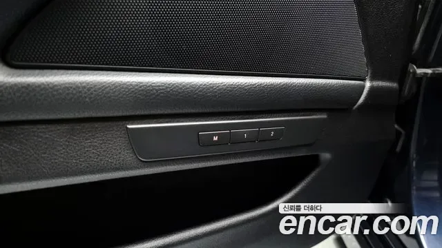 BMW 5-Series F10, 2010 — фото 18