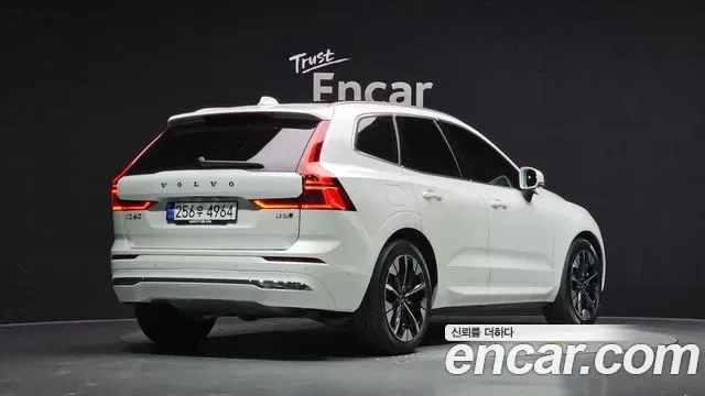Volvo Xc60, 2025 — фото 2