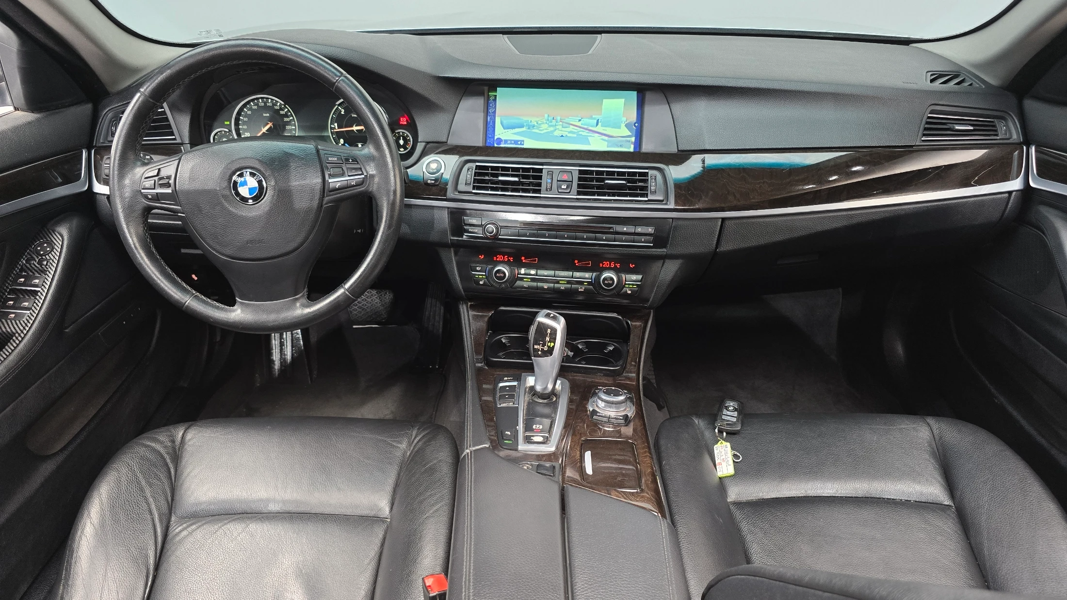 BMW 5-Series F10, 2013 — фото 7