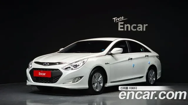 Hyundai Sonata Hybrid, 2013 — внешний вид автомобиля