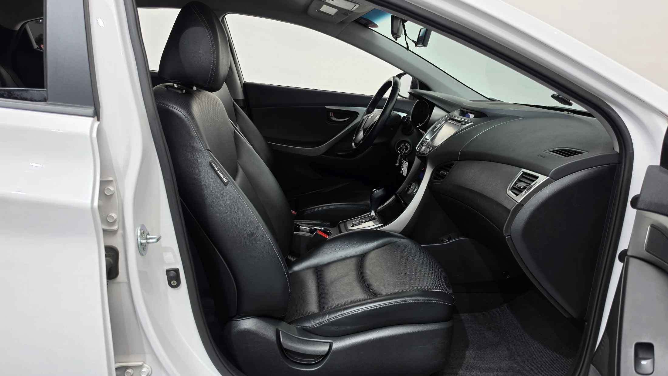 Hyundai Avante MD, 2013 — фото 26
