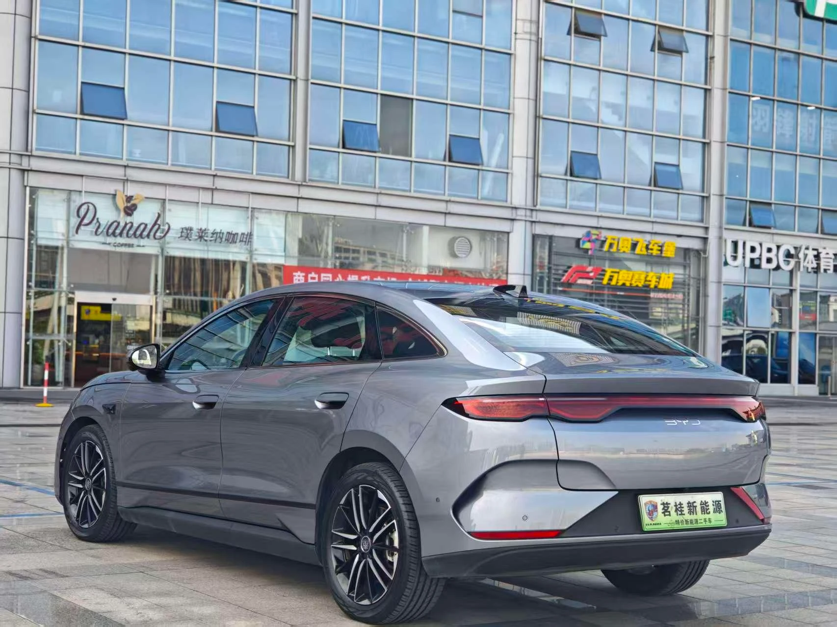 BYD Qin L EV, 2025 — фото 10