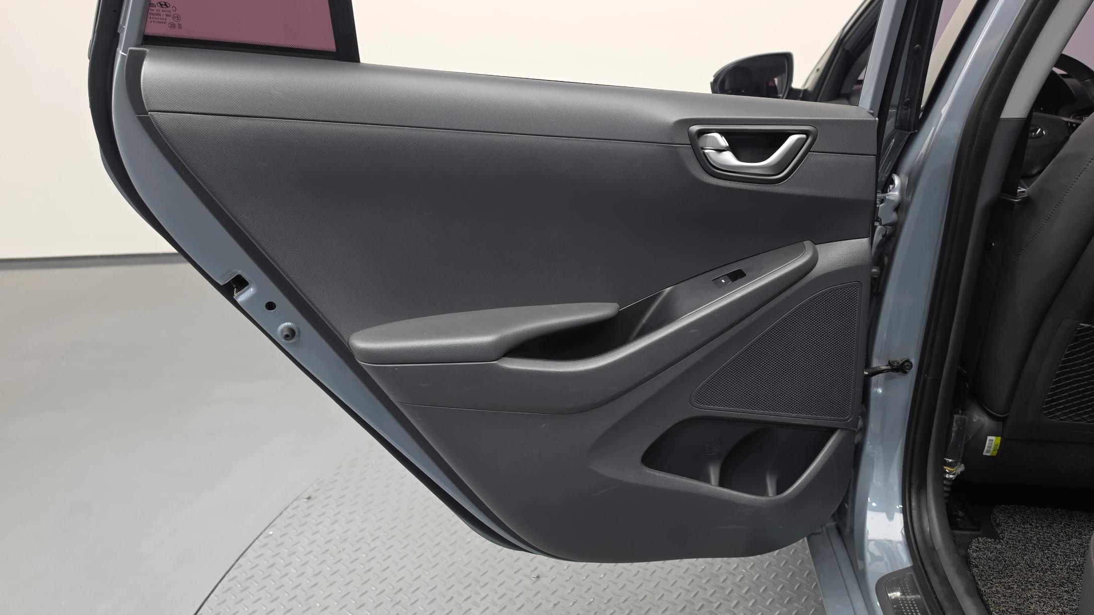 Hyundai Ioniq Ionic Electric, 2018 — фото 25