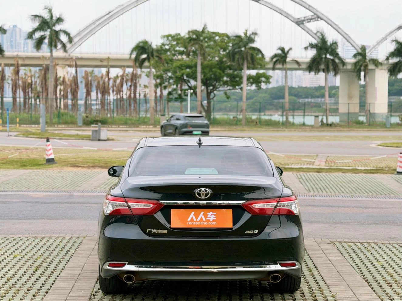 Toyota Camry, 2023 — фото 13
