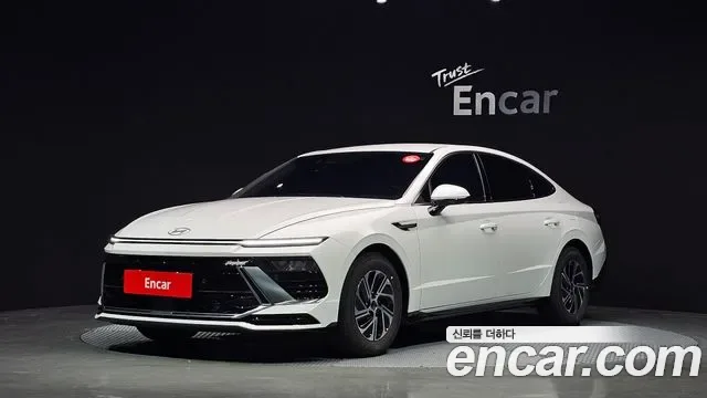 Hyundai Sonata De Edge Hybrid (DN8)