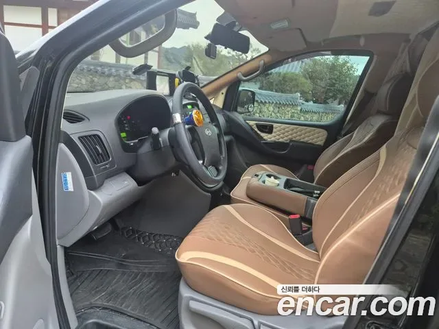 Hyundai Starex Grand Starex, 2012 — фото 7