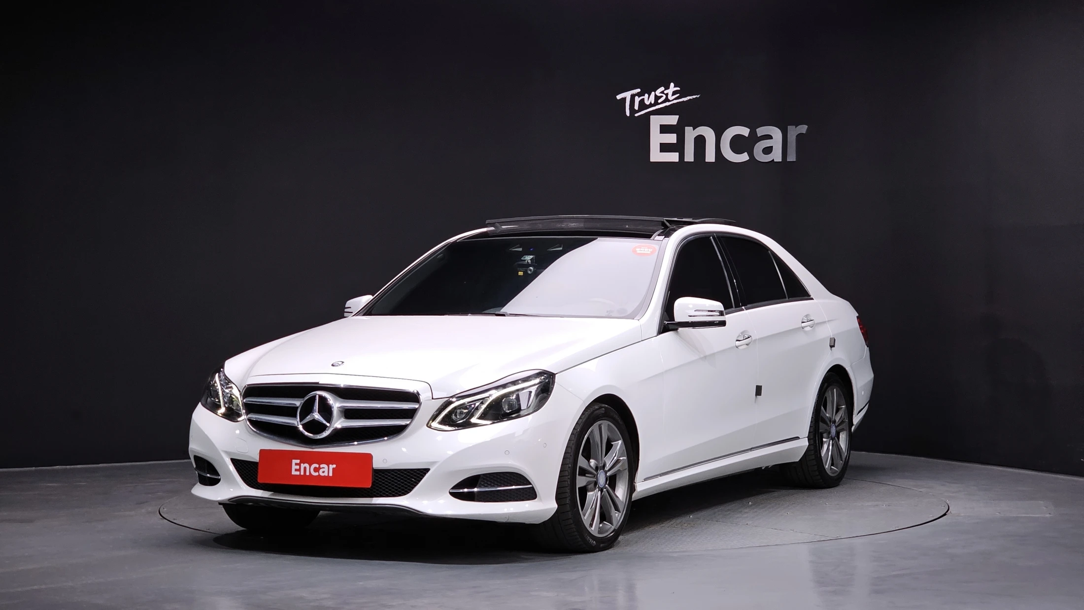 Mercedes-Benz E-Class W212